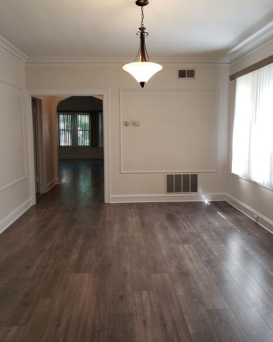 7414 Chappel Ave, Chicago IL 60649-3620 exterior