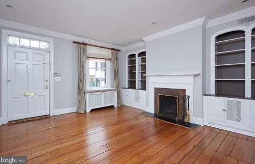 1508 34th St, Washington DC  20007-2726 exterior