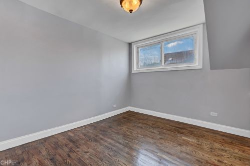 6749 Damen Ave, Chicago IL  60636-3204 exterior