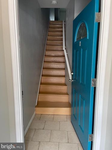 2562 31st St, Philadelphia PA  19132-2924 exterior