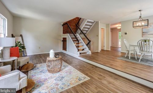 717 Twin Holly Ln, Silver Spring MD 20910-4665 exterior