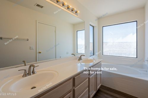 20247 34th St, Phoenix AZ  85050-4827 exterior