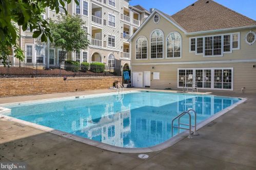 4550 Strutfield Ln, Alexandria VA 22311-4965 exterior