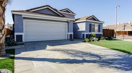 915 Arbor Ridge Rd, Perris, CA 92571-9456