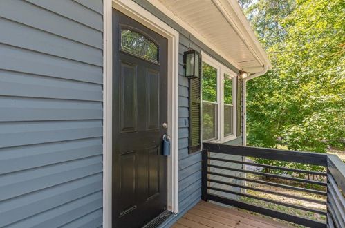 3250 Mount Gilead Rd, Atlanta GA  30311-5202 exterior