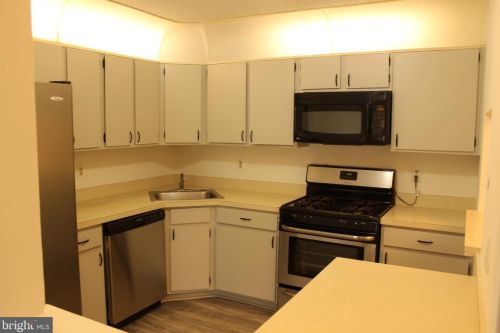 5 Mulberry St, Trenton NJ  08619 exterior