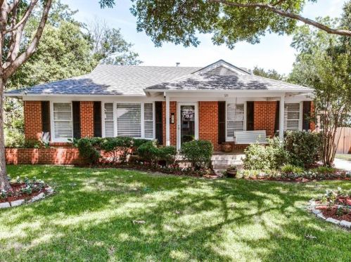 524 Classen Dr, Dallas TX  75218-1726 exterior