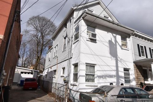 68 Lexington Ave, Norwalk CT 06854-4325 exterior