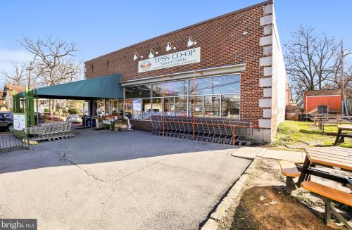 6409 Eastern Ave, Silver Spring MD  20912-4728 exterior