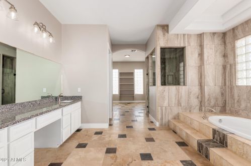 3605 69th Ave, Phoenix AZ 85043-3325 exterior