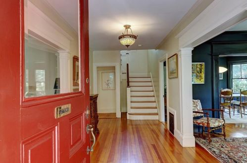 690 Angell St, Providence RI 02906-5309 exterior