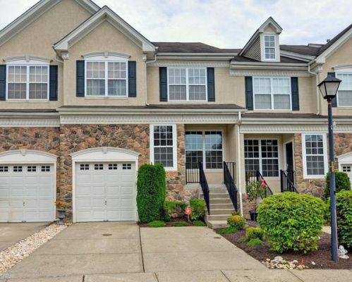 31 Brookfield Dr, Jackson Twp, NJ 08527-3898