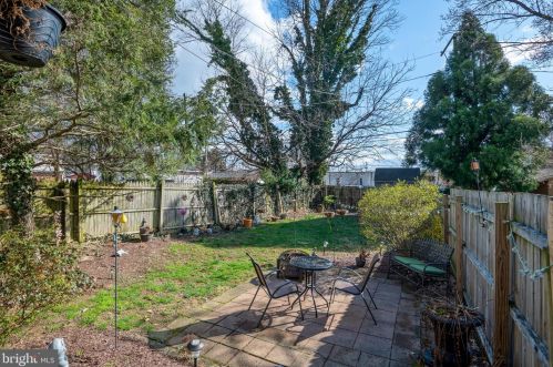 1380 Orchard St, Lancaster PA  17601-4038 exterior