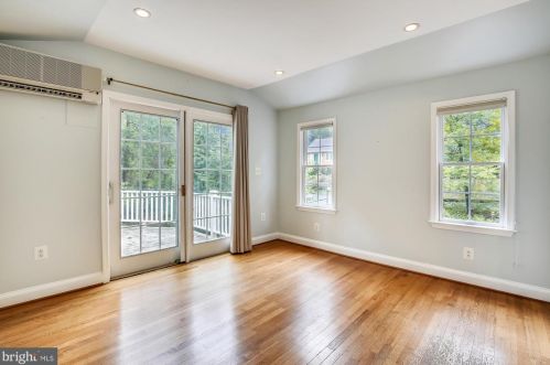 312 Alexandria Ave, Alexandria VA 22301-3036 exterior