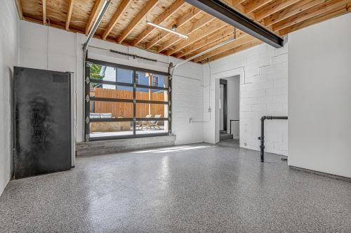 1411 Potter Ave, Milwaukee WI 53207-2115 exterior