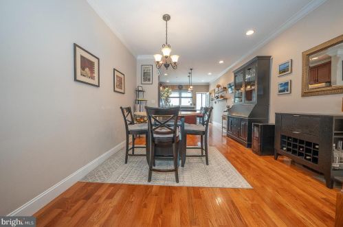 1505 Dickinson St, Philadelphia PA 19146-4830 exterior