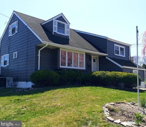 11 Tekening Way, Trenton, NJ 08690-1648