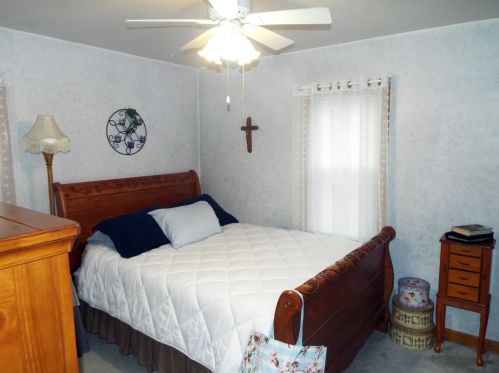 5931 Siegfried Pl, Milwaukee WI 53214-1842 exterior