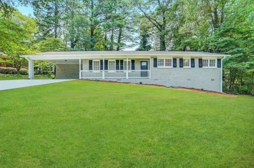 6631 Payton Woods Dr, Tucker GA  30084-1539 exterior