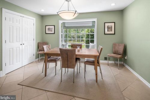 1873 Stuart Rd, Princeton NJ 08540-1219 exterior