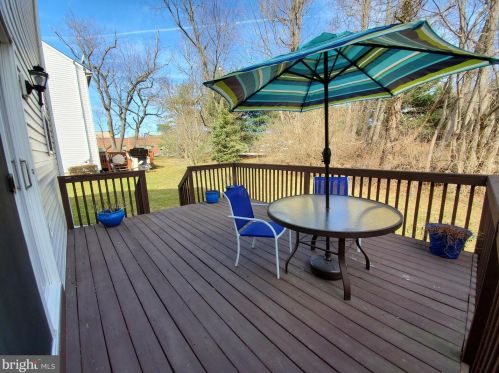 52 Steeplechase Cir, Chester PA 19014-1463 exterior