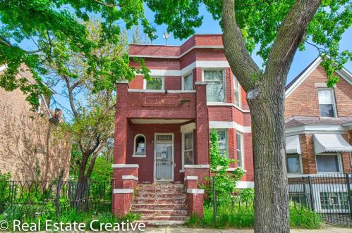4336 Gladys Ave, Chicago, IL 60624-2620