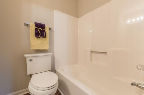 217 Braxton Pl, Tucker GA 30084-1872 exterior