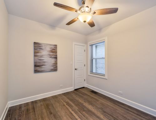 7933 Cressett Dr, Chicago IL 60707-1346 exterior