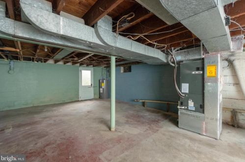 205 Pleasure Rd, Lancaster PA 17601-5180 exterior