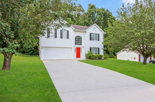 8455 Browns Mill Trce, Lithonia GA  30038-7509 exterior