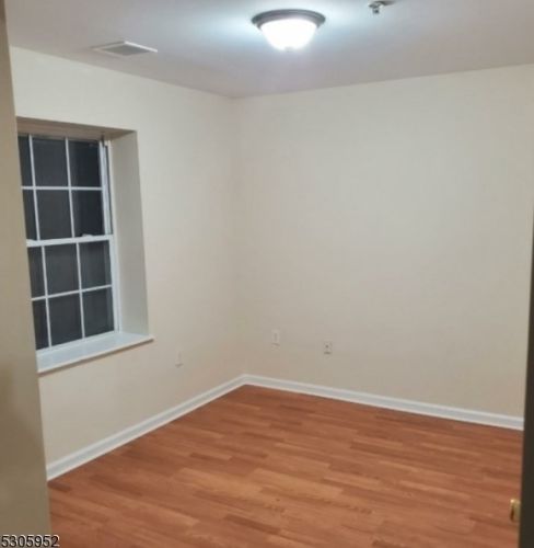 266 7th St, Newark NJ  07107-1623 exterior