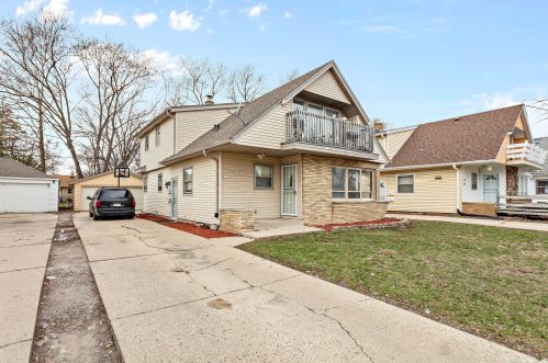 4749 52nd St, Milwaukee, WI 53218-5007
