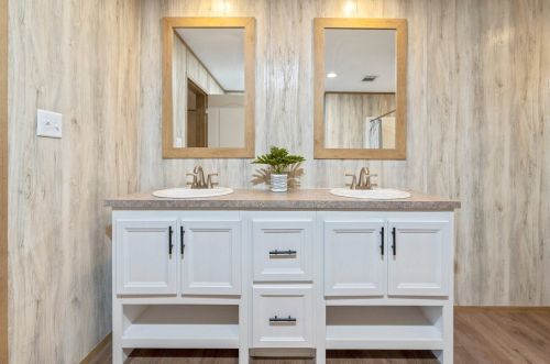 212 Juniper Ave, Defuniak Springs FL 32433-7518 exterior