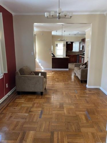 2401 Buck St, Bronx NY 10461-2901 exterior