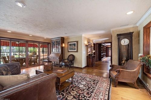 1840 8 St, Naples FL 34120-1353 exterior