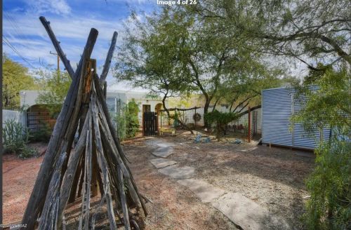727 Forgeus Ave, Tucson AZ  85716-4128 exterior