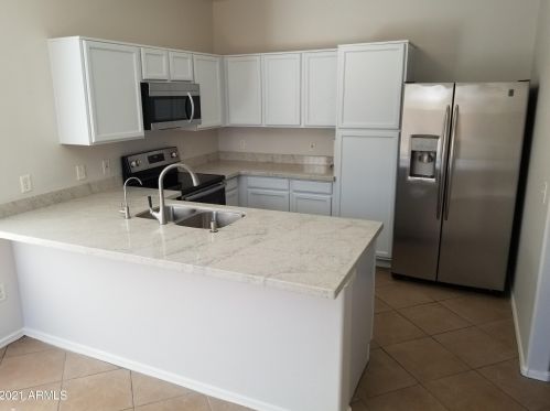 21823 40th Way, Phoenix, AZ 85050-7235