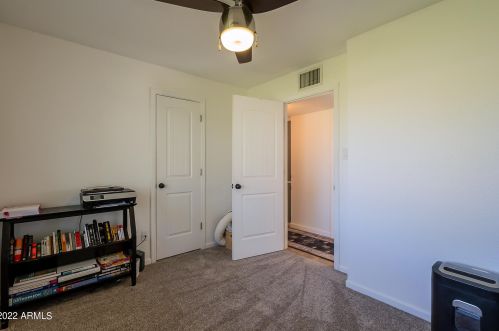 7708 17th Dr, Phoenix AZ  85021-7016 exterior