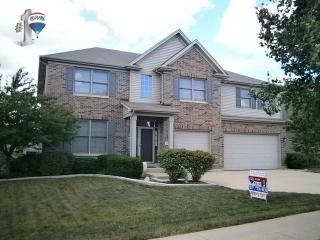 2490 Warwick Ct, Aurora, IL 60503-6221