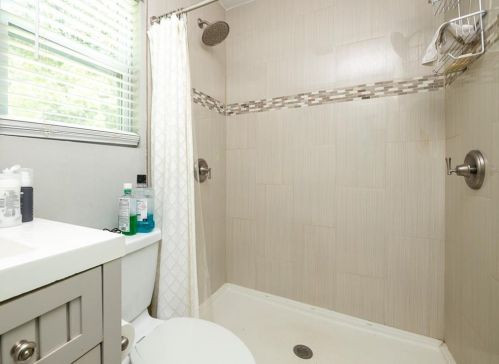 1155 Avondale Ave, Atlanta GA  30312-3848 exterior