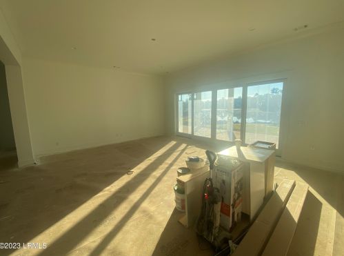 4 Torrington Ln, Bluffton SC 29910-7322 exterior