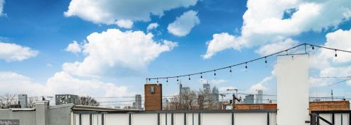 1513 Iseminger St, Philadelphia PA  19147-6215 exterior