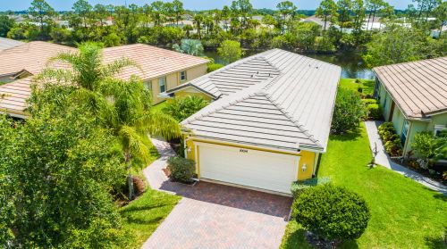 10014 Chadwick Dr, Fort Pierce FL  34987-2418 exterior