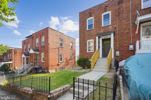 231 57th Pl, Washington, DC 20019-6866