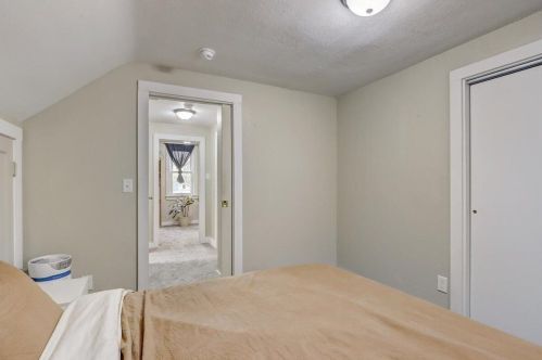 514 64, Milwaukee WI 53213-4050 exterior