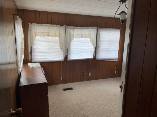 15 Helen Ave, Jackson Twp, NJ 08527-3109