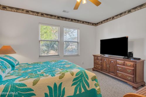 18 Sundance Ln, Bluffton SC 29909-5065 exterior