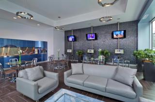 469 Huron St, Chicago IL  60654-3412 exterior