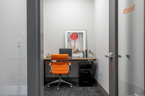 300 Glover Ave, Norwalk CT 06850-1307 exterior