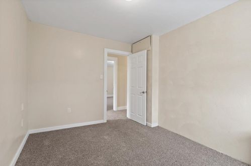 819 Berwin Ave, Pittsburgh PA 15226-1620 exterior